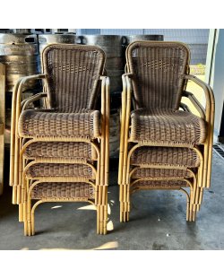 Occasion - Tuinstoelen 8 stuks €200,- excl. btw per 8