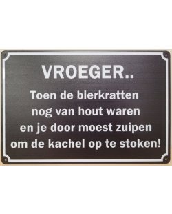 Vroeger toen de bierkratten van hout waren reclamebord